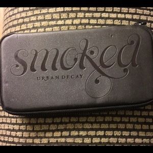Urban Decay Makeup - Urban Decay Smoked eyeshadow palette Urban Decay Makeup - Urban Decay Smoked eyeshadow palette
